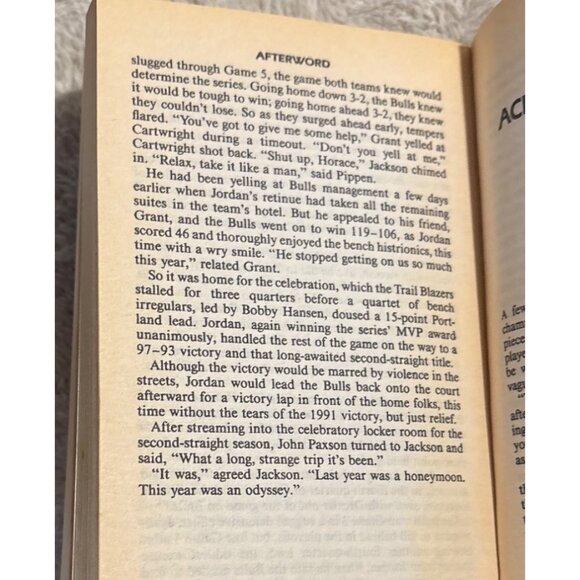 The Jordan Rules By Sam Smith 1992 Paperback Book About Michael Jordan & Chicago - Picture 7 of 7